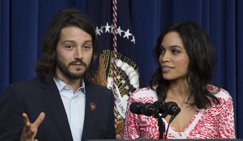 Rosario Dawson y Diego Luna anunciarán nominados de premios Spirit