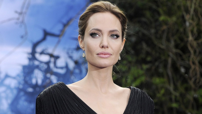 Angelina Jolie: No me gustó dirigirme a mí misma. No soy fácil como actriz